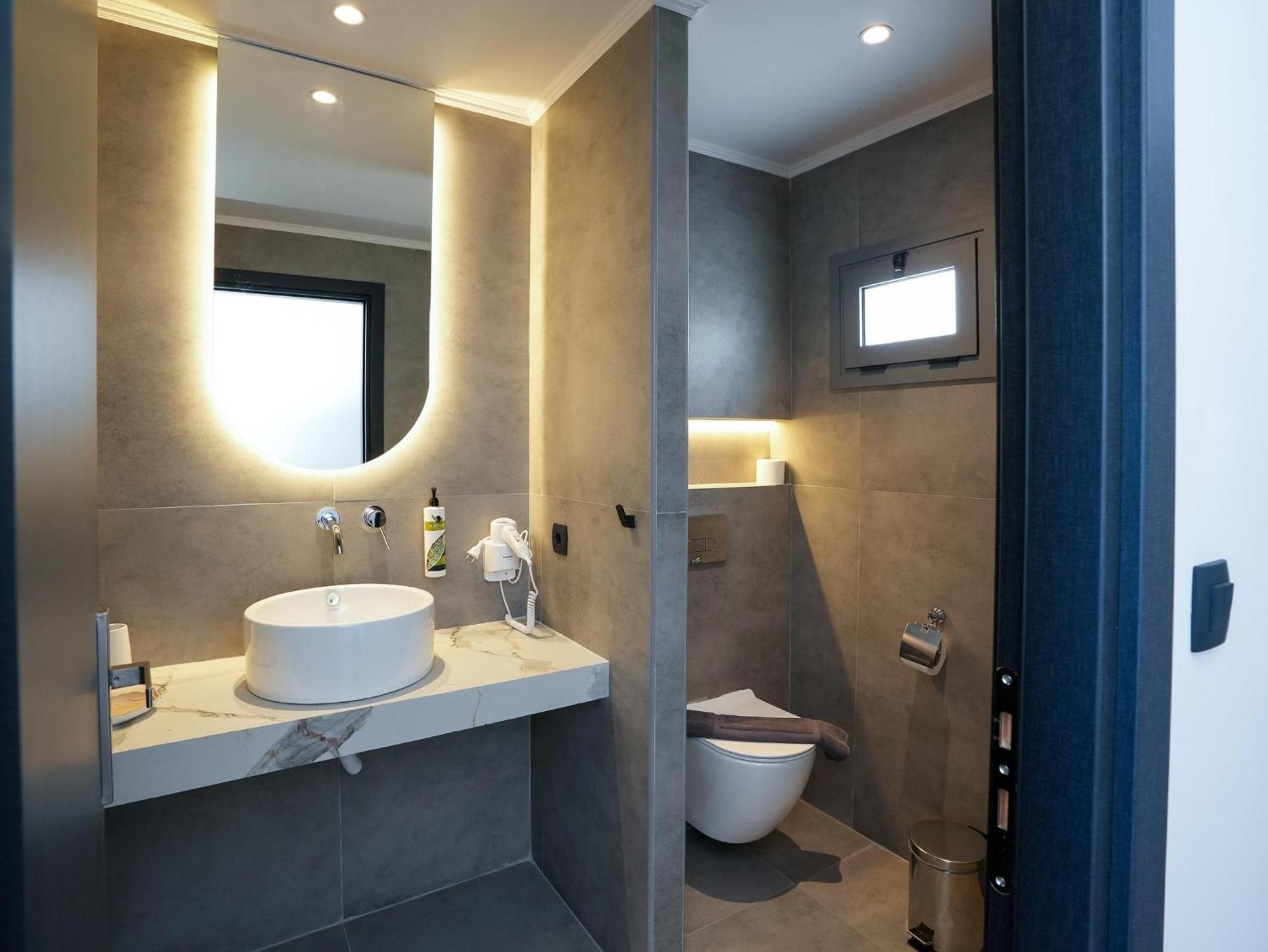 Seaside Hotel 4*